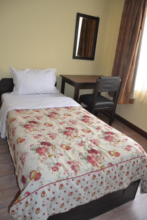 Bag Packer'S Lodge Kathmandu Ngoại thất bức ảnh