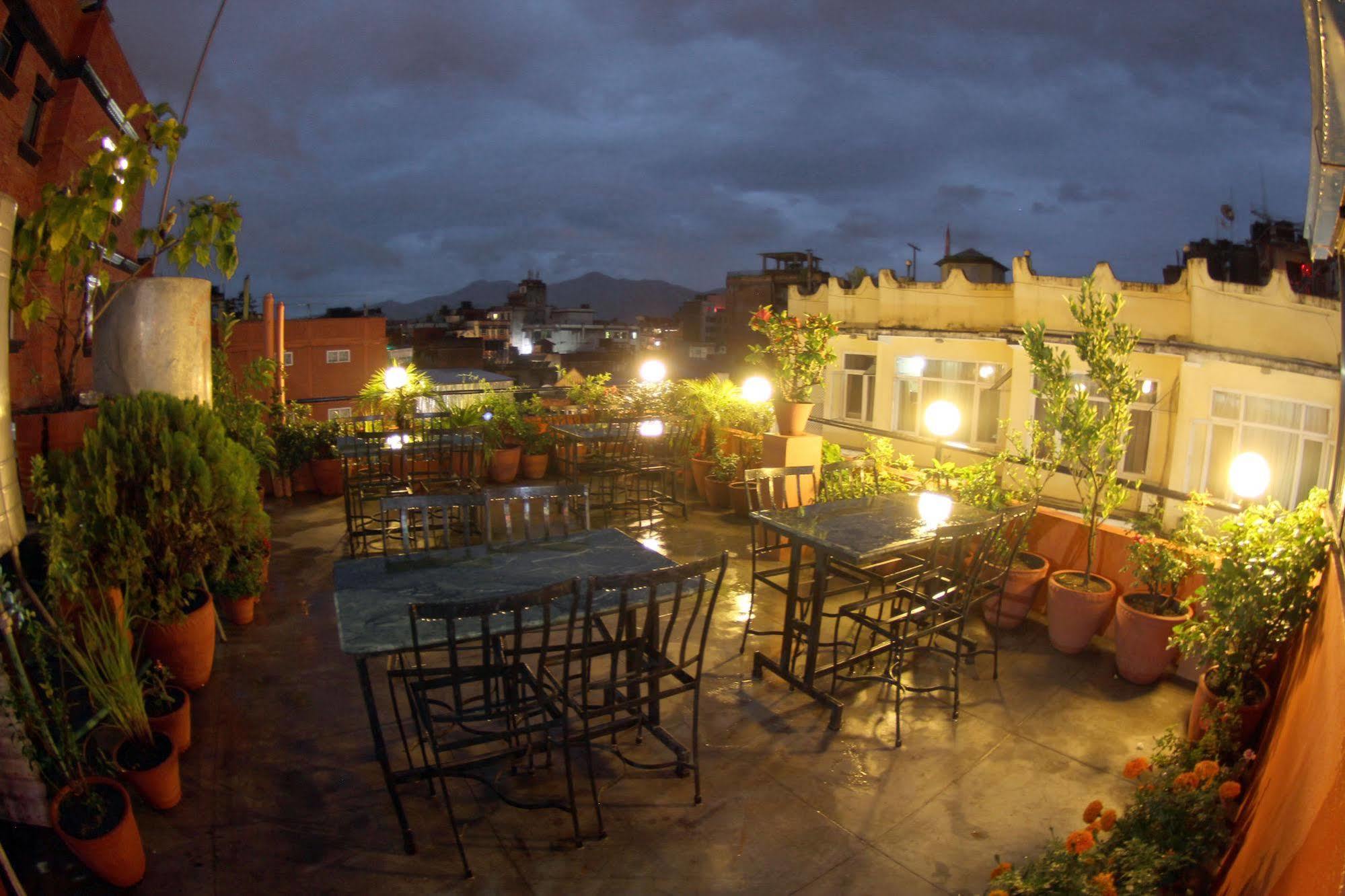 Bag Packer'S Lodge Kathmandu Ngoại thất bức ảnh